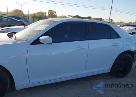 2023 Chrysler 300 300S from USA, damaged, VIN 2C3CCABGXPH565564